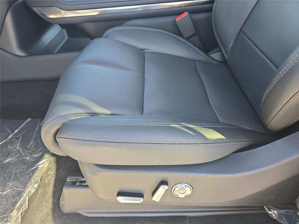 new 2026 Lincoln Navigator car, priced at $108,340