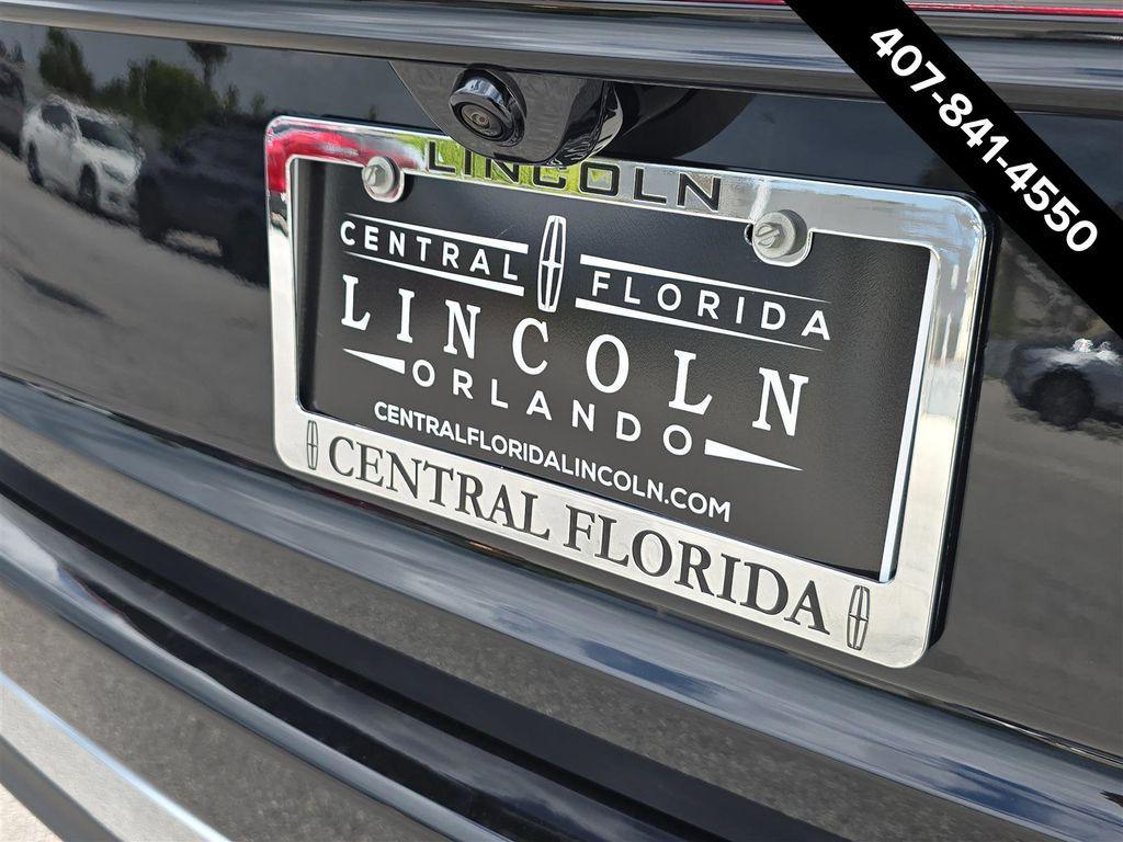 new 2025 Lincoln Aviator car, priced at $52,121