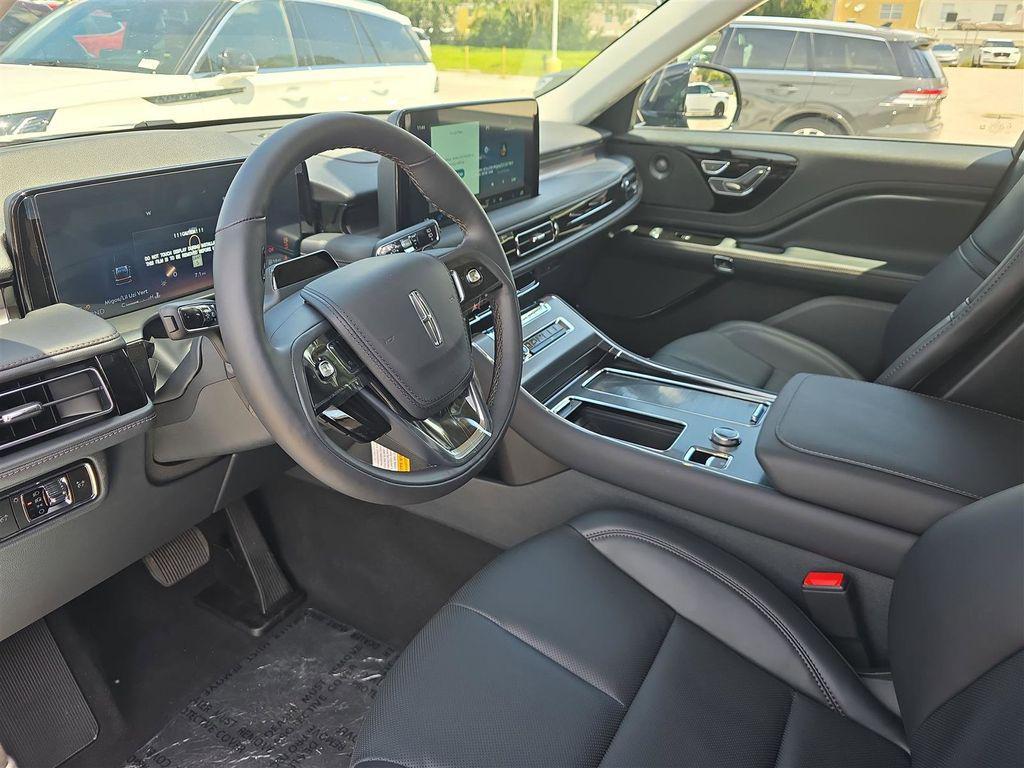 new 2025 Lincoln Aviator car, priced at $51,621