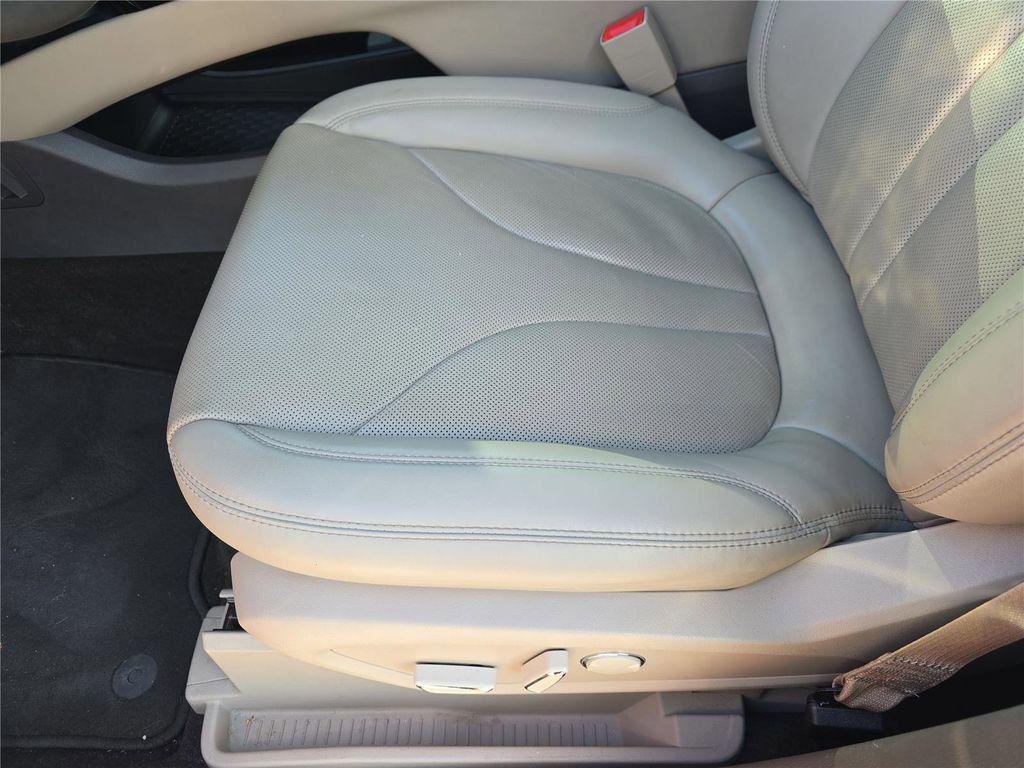 used 2021 Lincoln Nautilus car, priced at $28,398