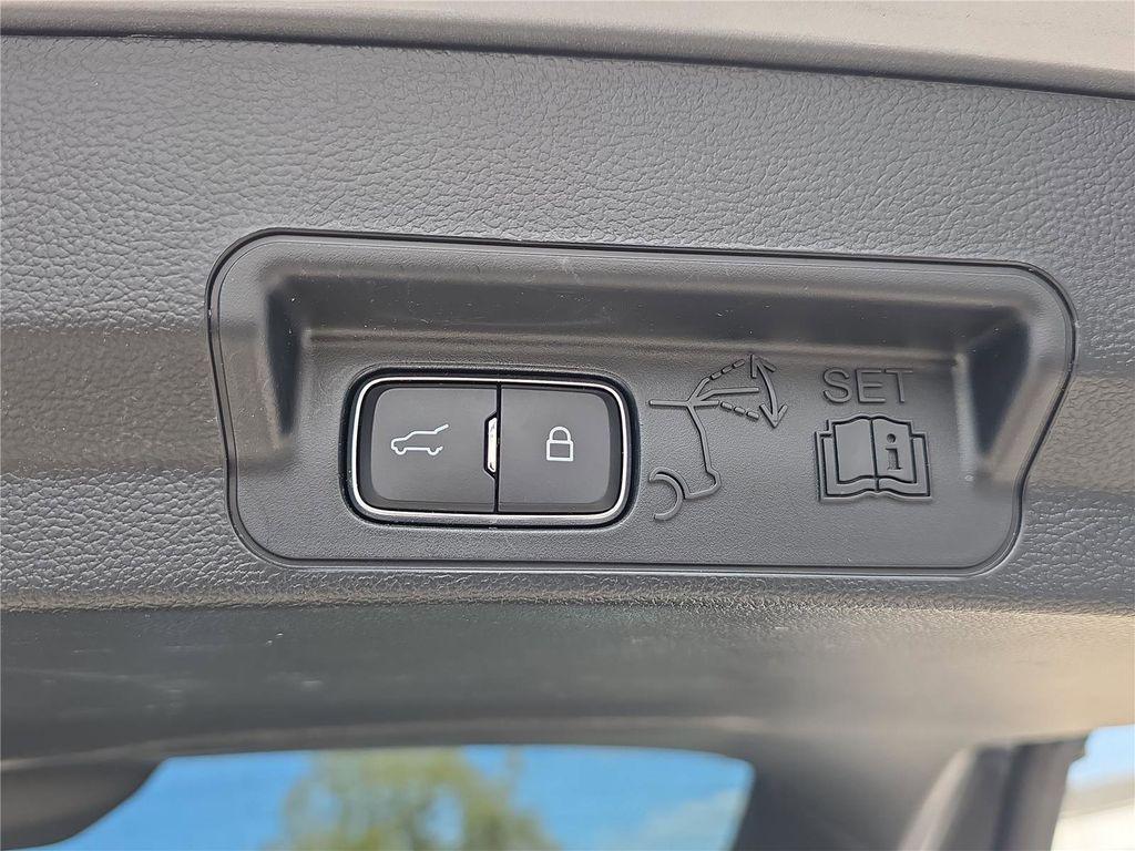 used 2023 Ford Explorer car, priced at $28,885