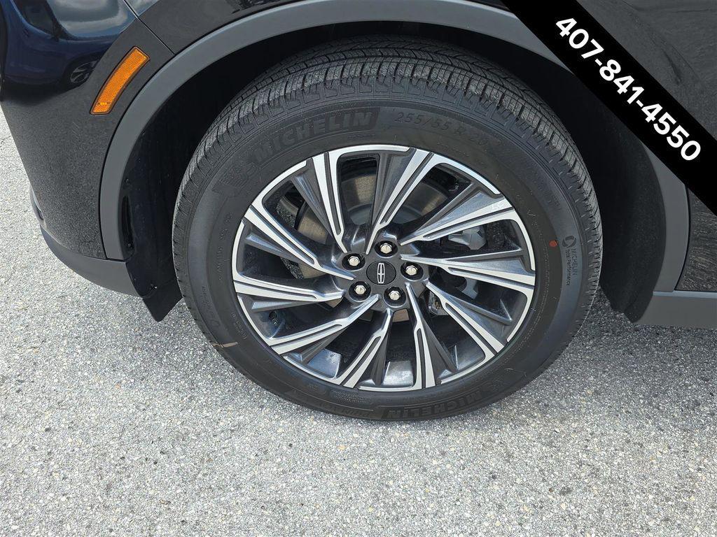 new 2025 Lincoln Aviator car, priced at $51,621