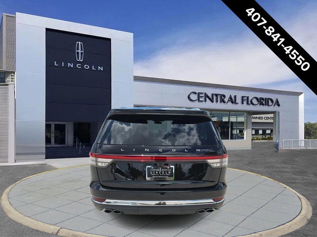 new 2025 Lincoln Aviator car, priced at $52,121