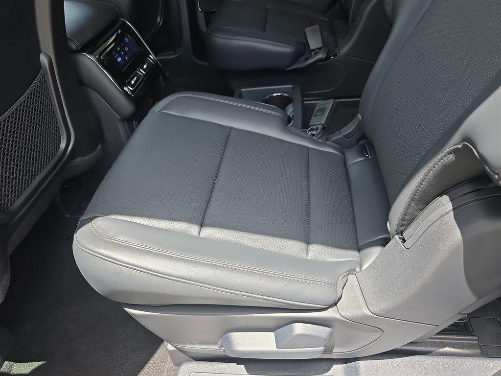 new 2025 Lincoln Aviator car, priced at $52,121