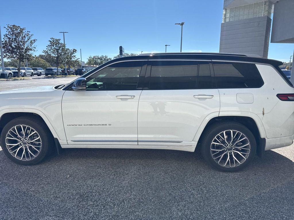 used 2021 Jeep Grand Cherokee L car, priced at $31,998