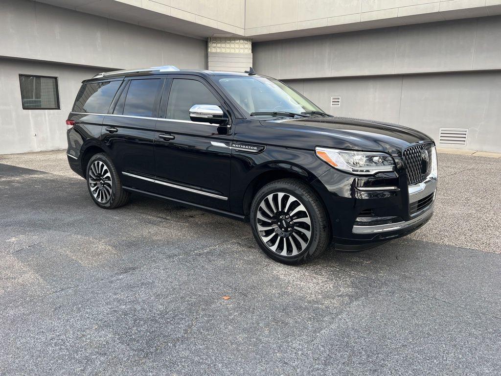 used 2023 Lincoln Navigator car, priced at $73,995
