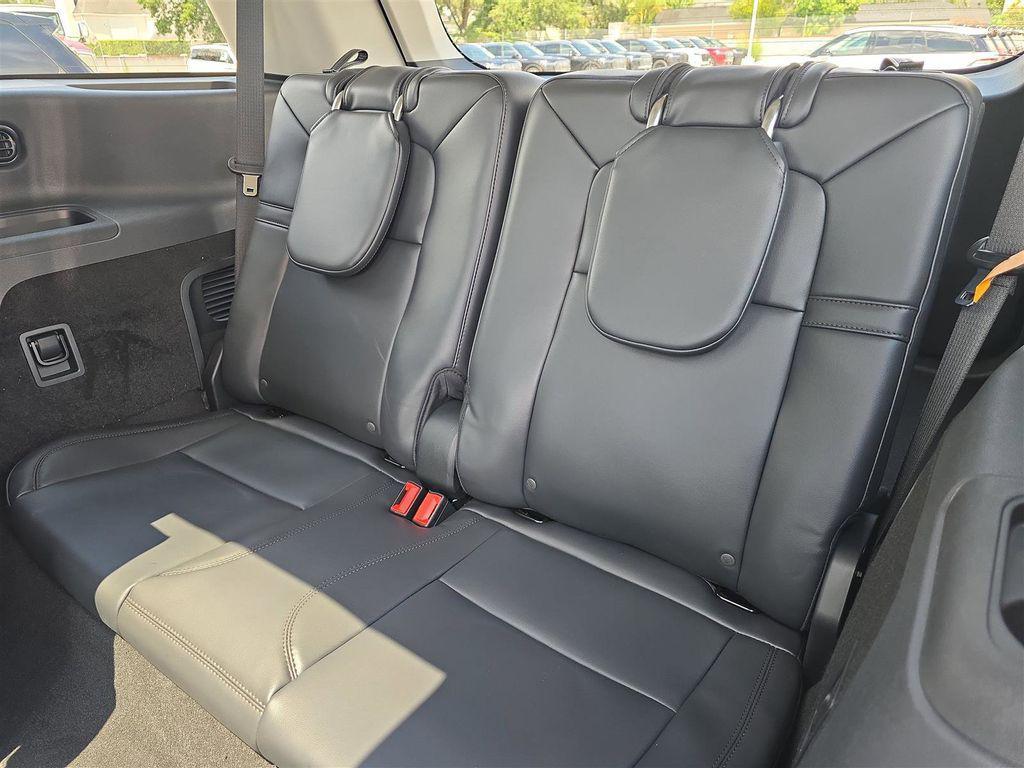 new 2025 Lincoln Aviator car, priced at $51,871