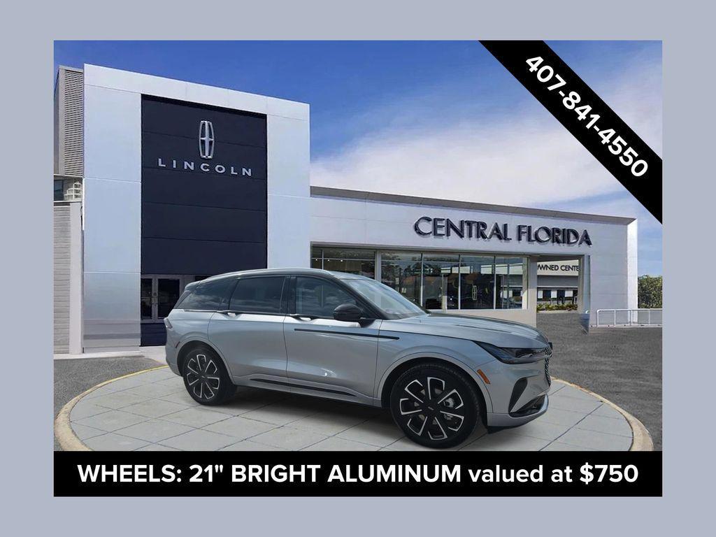 new 2025 Lincoln Nautilus car, priced at $57,474