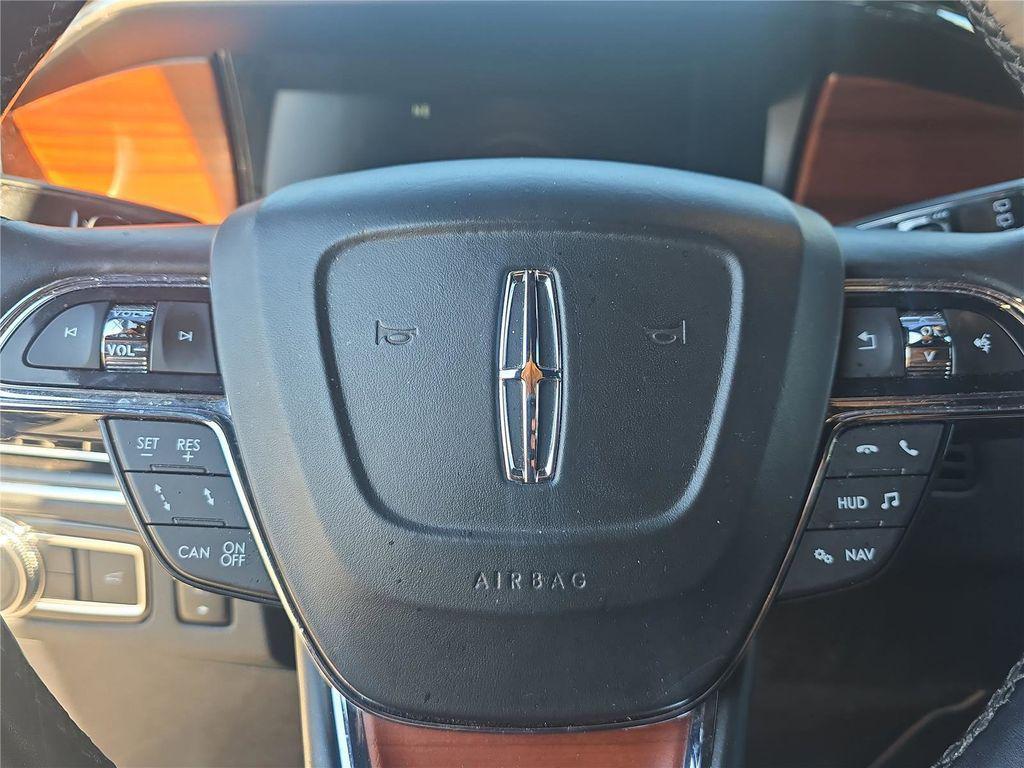 used 2020 Lincoln Navigator car, priced at $35,998