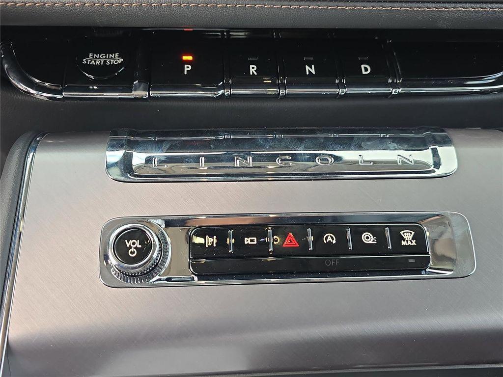 new 2026 Lincoln Aviator car