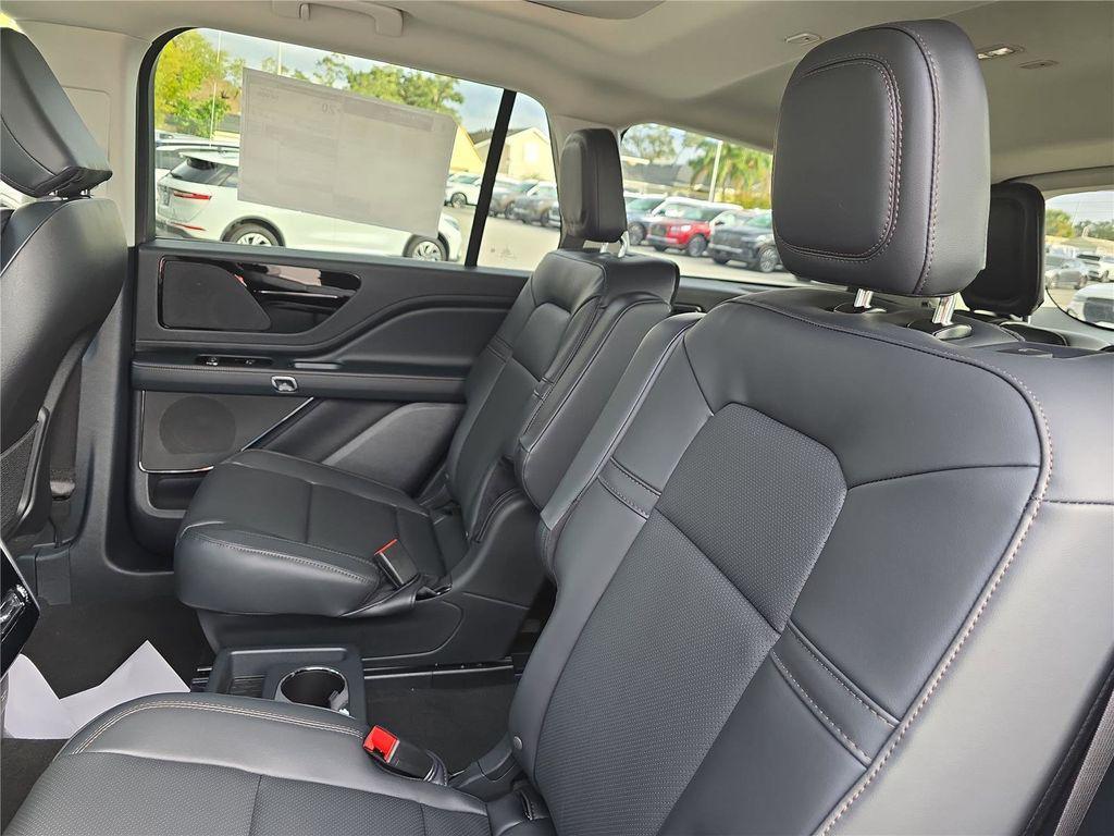 new 2026 Lincoln Aviator car