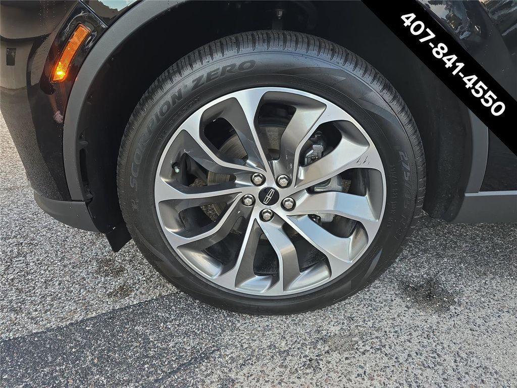 new 2025 Lincoln Aviator car, priced at $52,185