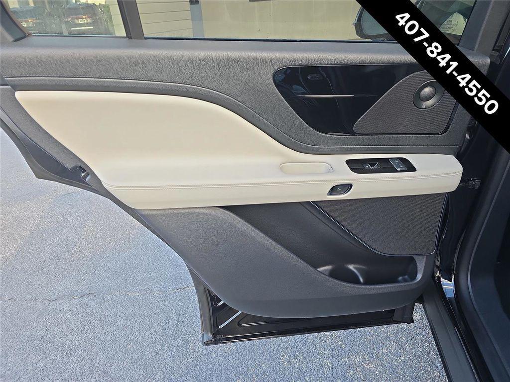 new 2025 Lincoln Aviator car, priced at $52,185