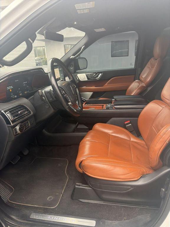 used 2020 Lincoln Navigator car