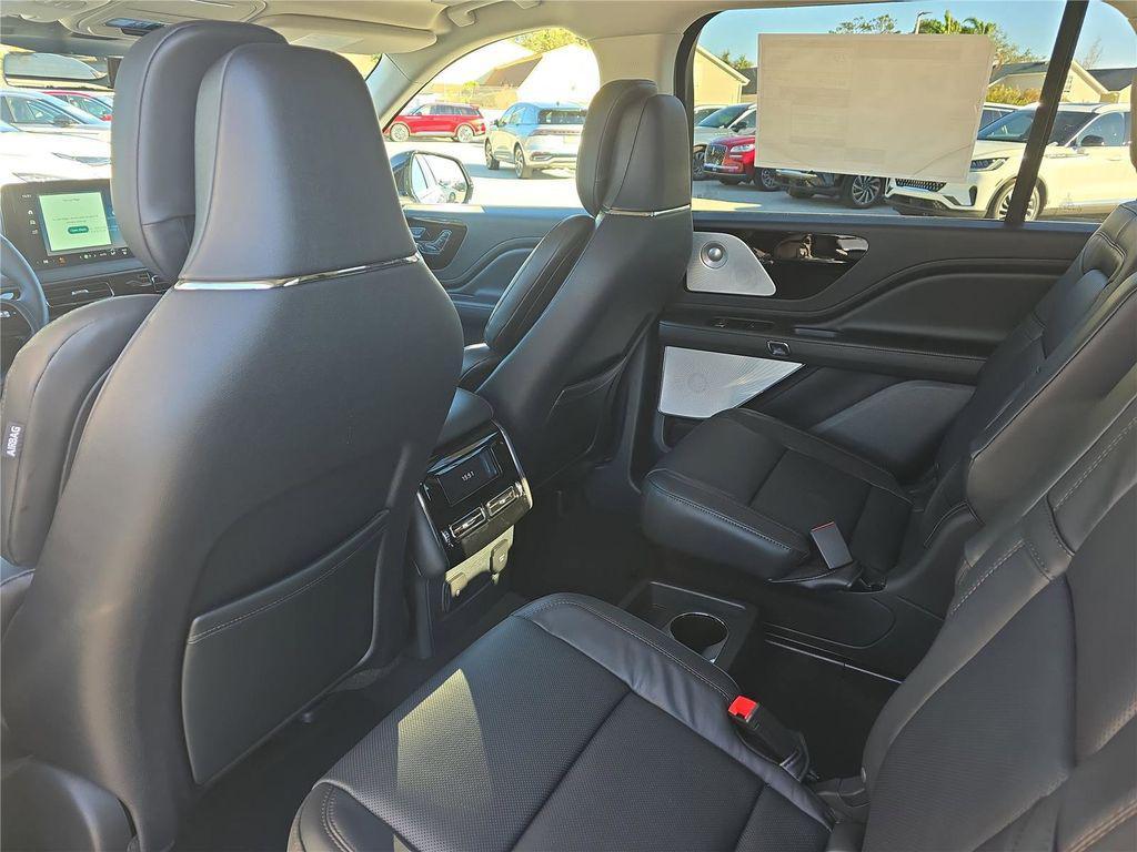 new 2026 Lincoln Aviator car, priced at $75,670