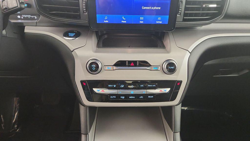 used 2024 Ford Explorer car, priced at $32,204