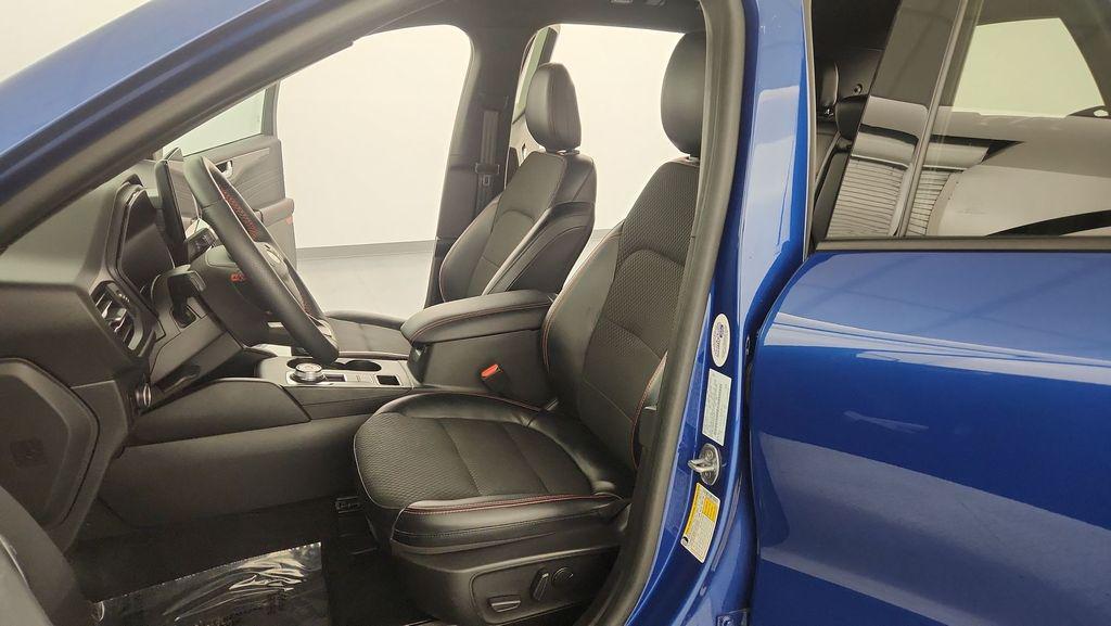 used 2023 Ford Escape car, priced at $25,316