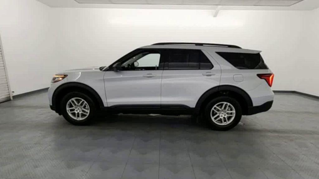 new 2026 Ford Explorer car, priced at $40,651