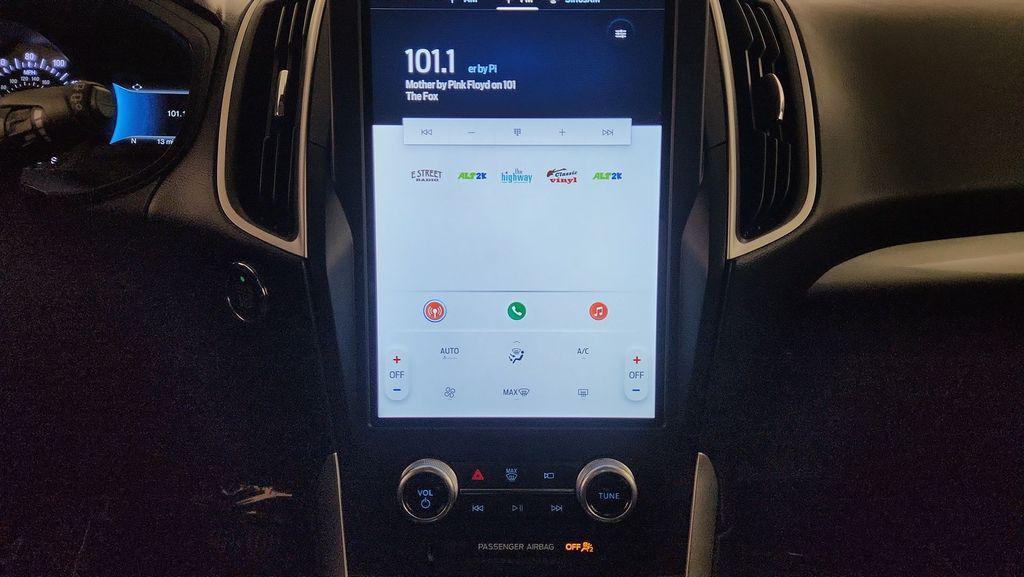 used 2023 Ford Edge car, priced at $23,385