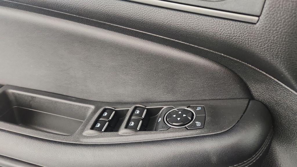 used 2023 Ford Edge car, priced at $23,385
