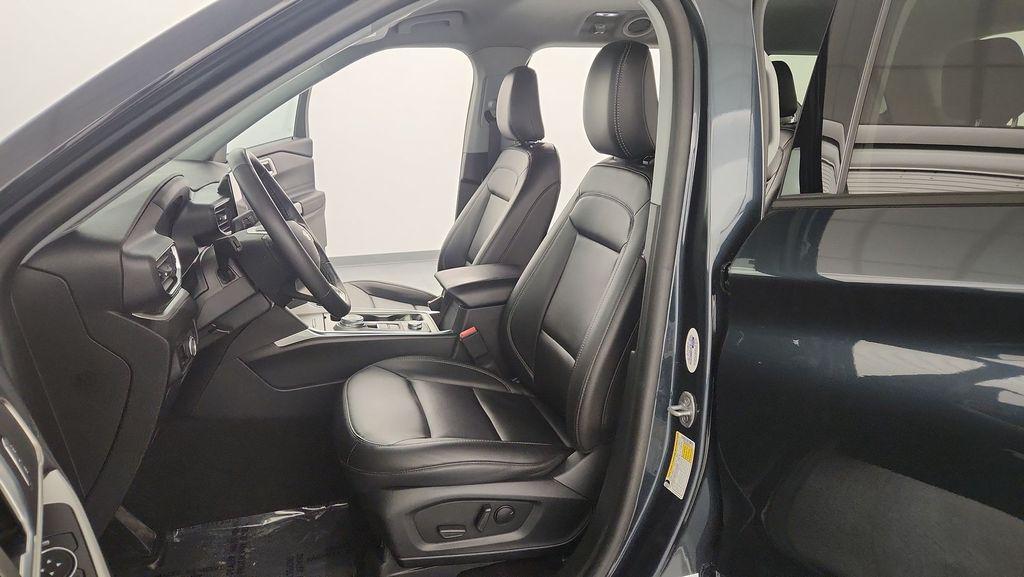 used 2024 Ford Explorer car, priced at $30,844