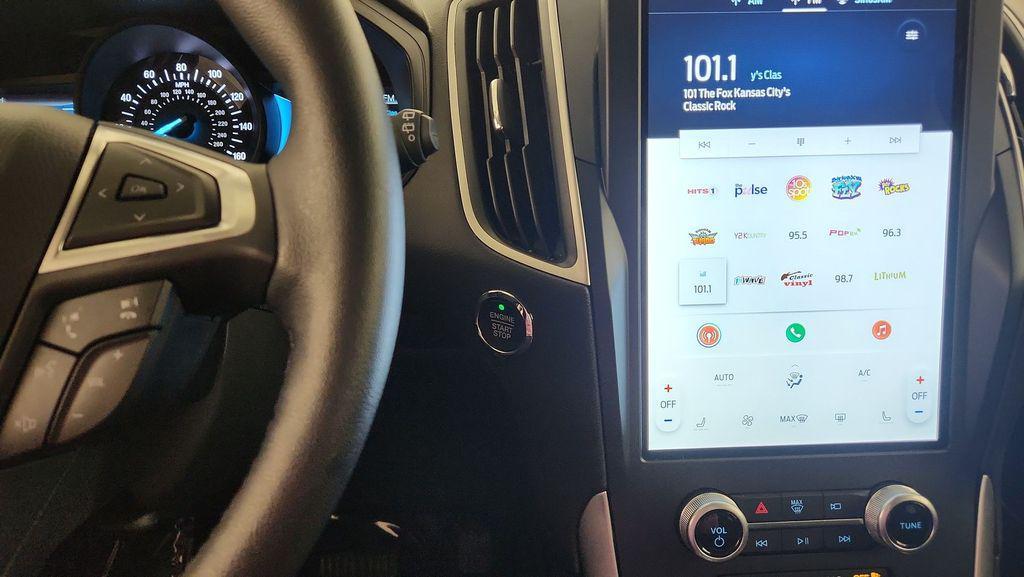 used 2022 Ford Edge car, priced at $23,994