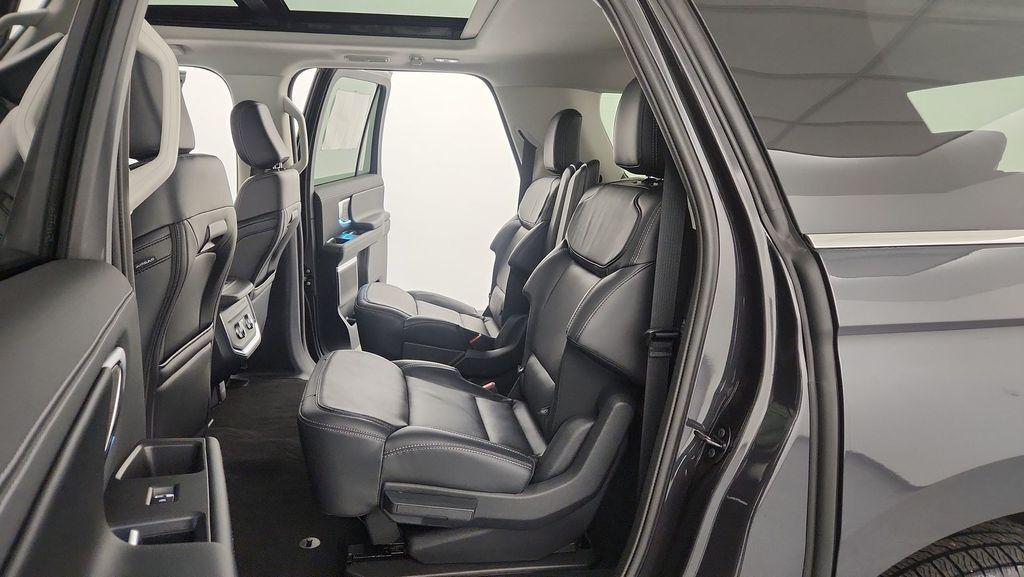 new 2025 Ford Expedition Max car, priced at $79,642