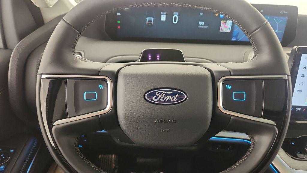 new 2025 Ford Expedition Max car, priced at $79,642