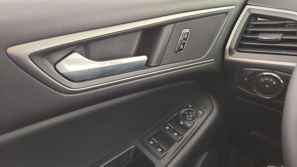 used 2023 Ford Edge car, priced at $23,197