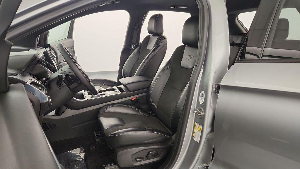 used 2023 Ford Edge car, priced at $27,494