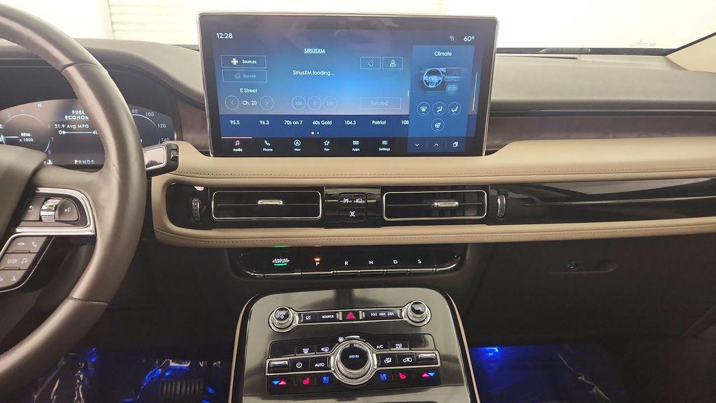 used 2022 Lincoln Nautilus car, priced at $32,907