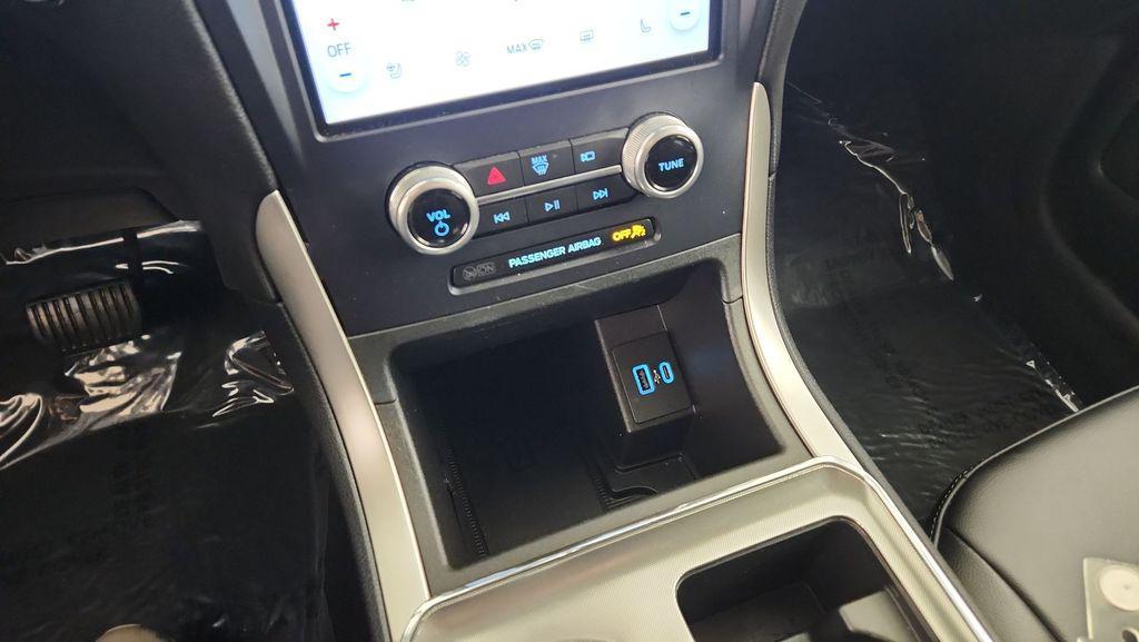 used 2022 Ford Edge car, priced at $24,491