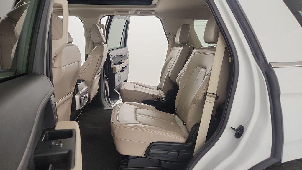 used 2023 Ford Expedition car, priced at $40,461