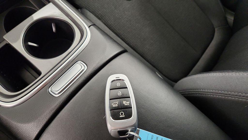 used 2023 Hyundai Santa Fe car, priced at $24,434