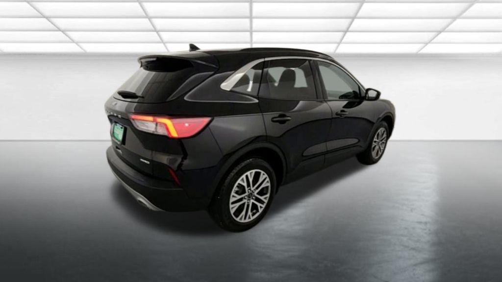 used 2022 Ford Escape car, priced at $20,667