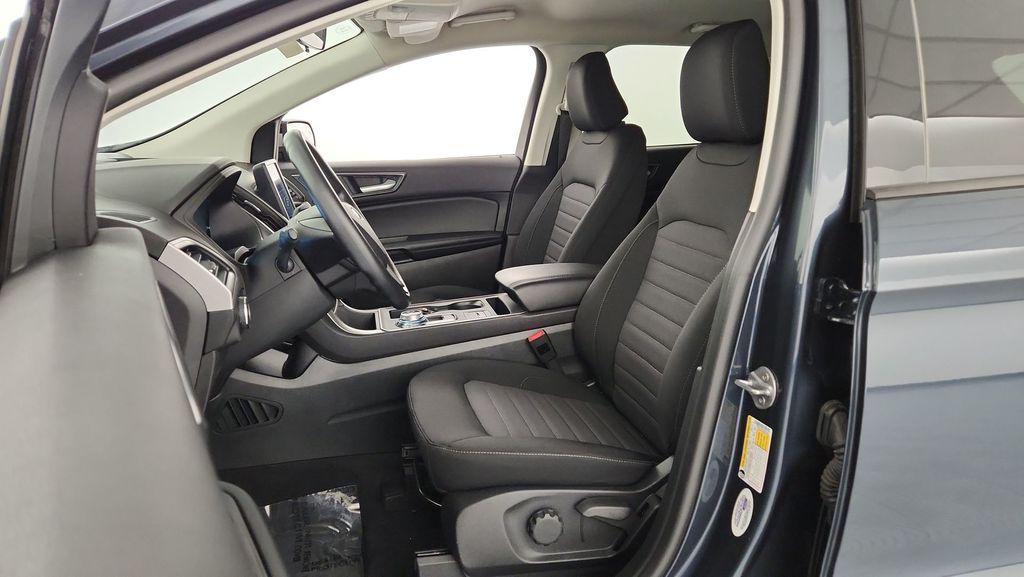 new 2024 Ford Edge car, priced at $37,571