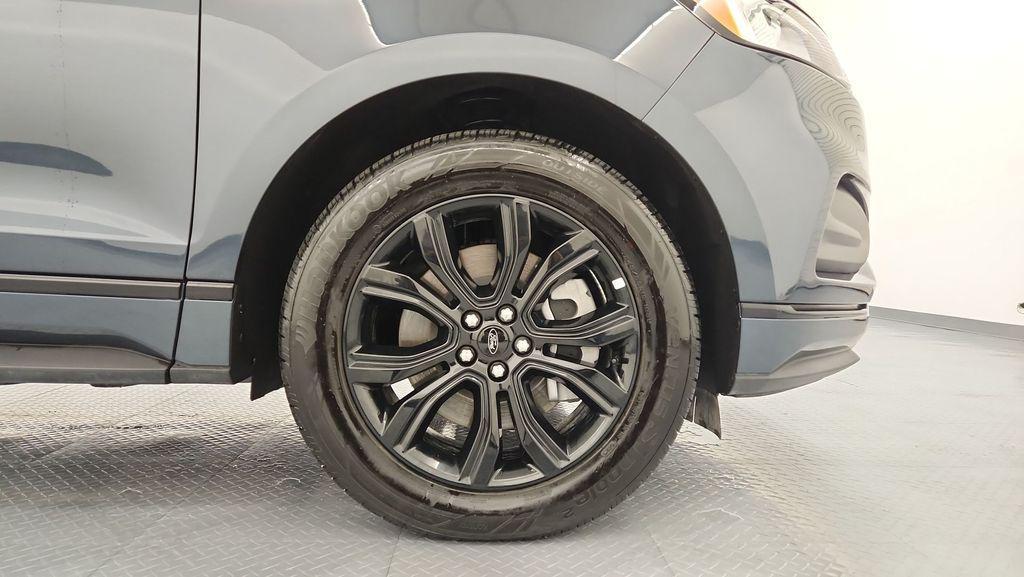 new 2024 Ford Edge car, priced at $37,571