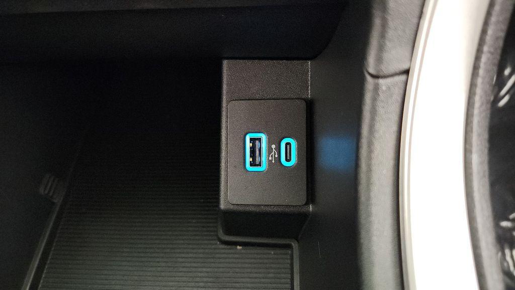 new 2024 Ford Edge car, priced at $37,571