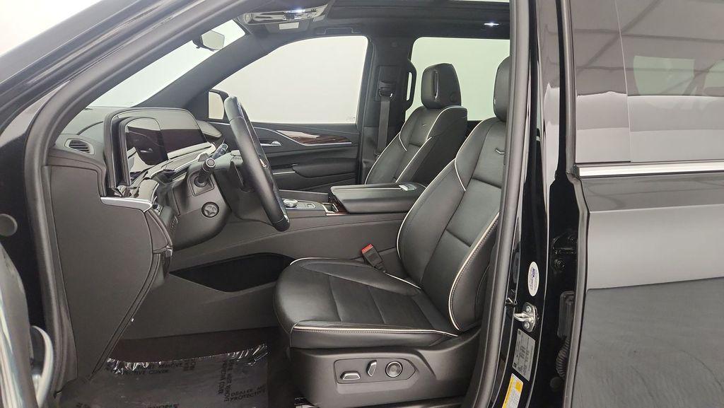 used 2024 Cadillac Escalade ESV car, priced at $79,994
