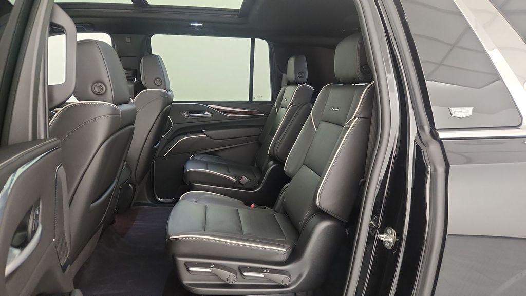 used 2024 Cadillac Escalade ESV car, priced at $79,994