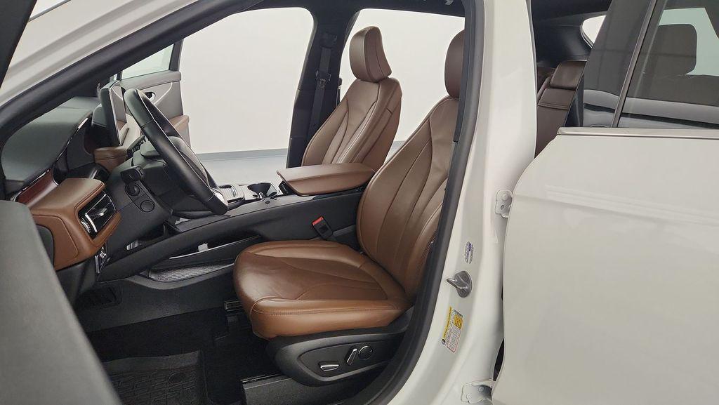 used 2023 Lincoln Nautilus car, priced at $36,479