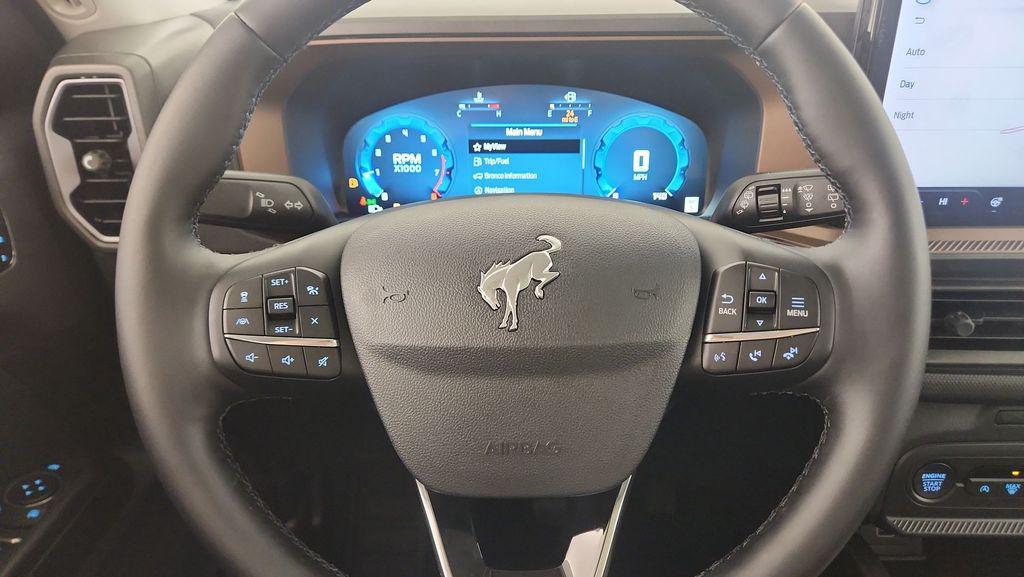 new 2025 Ford Bronco Sport car, priced at $36,752