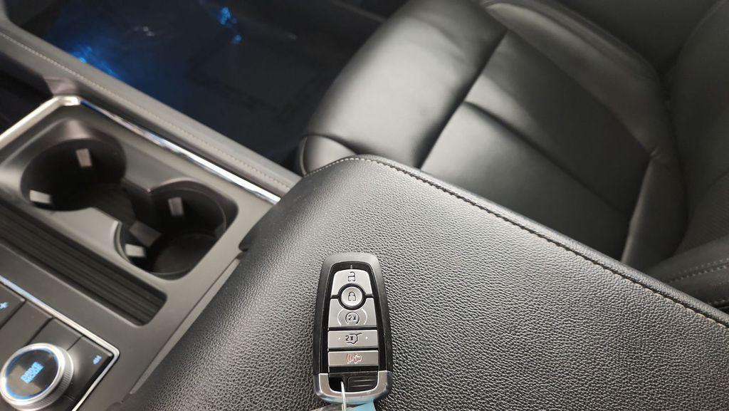 used 2024 Ford Expedition car, priced at $42,342
