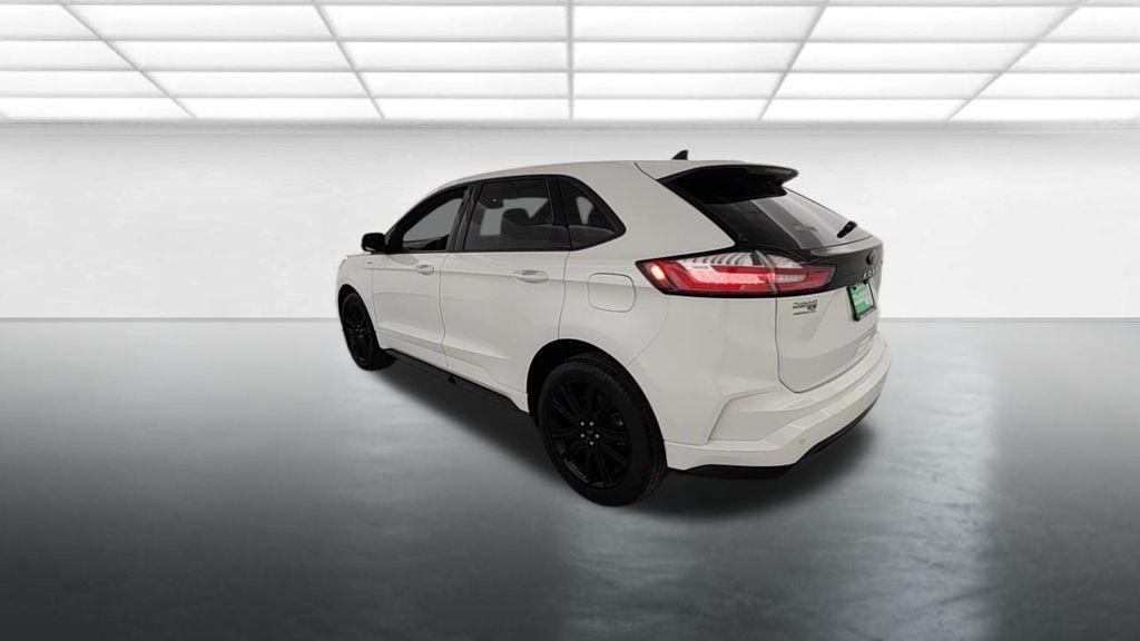 used 2022 Ford Edge car, priced at $25,337