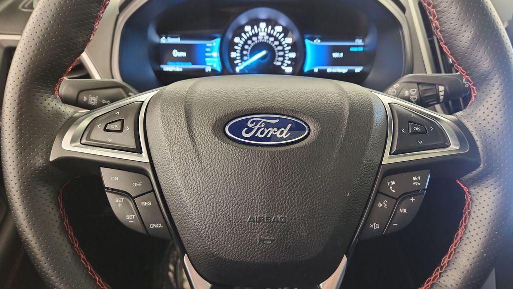 used 2022 Ford Edge car, priced at $25,337