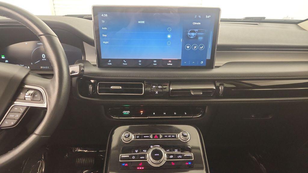 used 2023 Lincoln Nautilus car, priced at $32,494