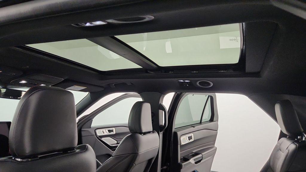 used 2023 Ford Explorer car, priced at $40,994