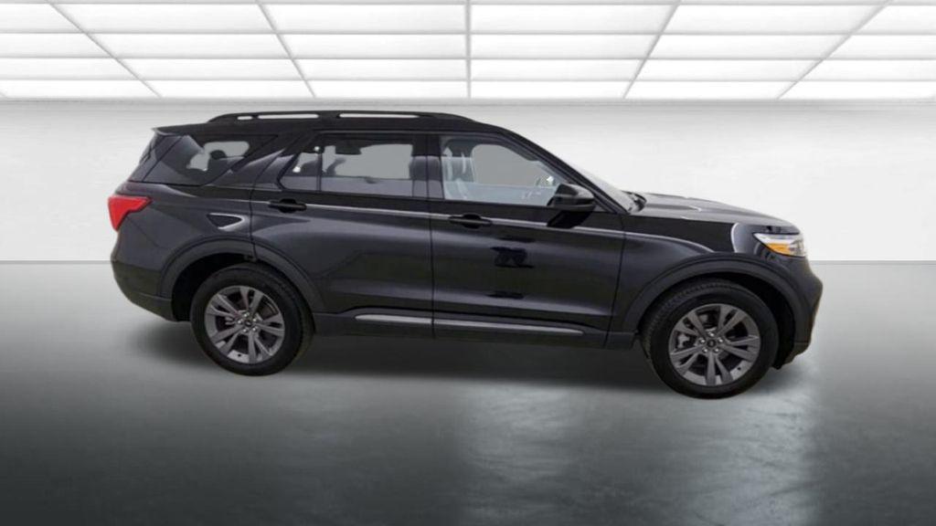 new 2024 Ford Explorer car, priced at $44,017