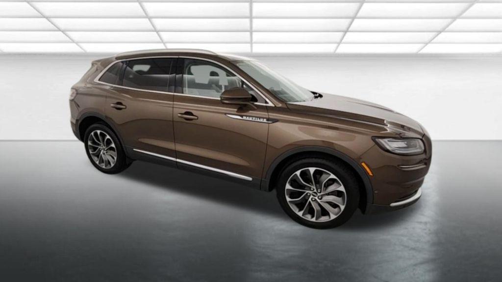 used 2022 Lincoln Nautilus car, priced at $34,390
