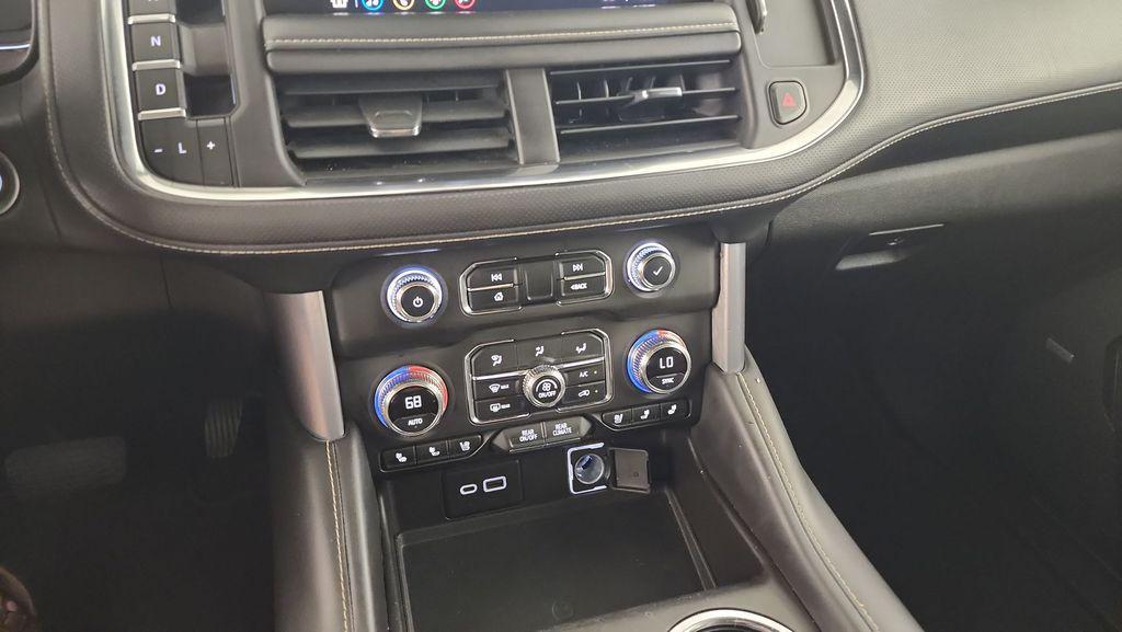 used 2021 GMC Yukon car, priced at $39,963
